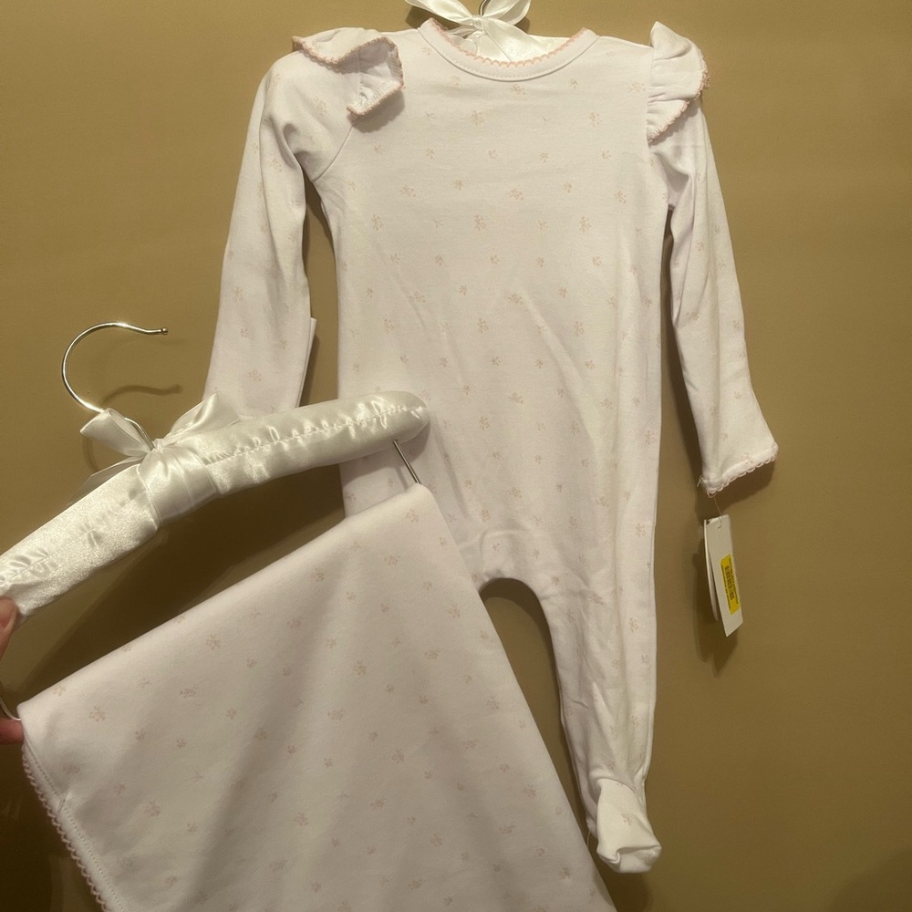 Edgehill Collection sleeper with matching blanket NWT Size 3 Months